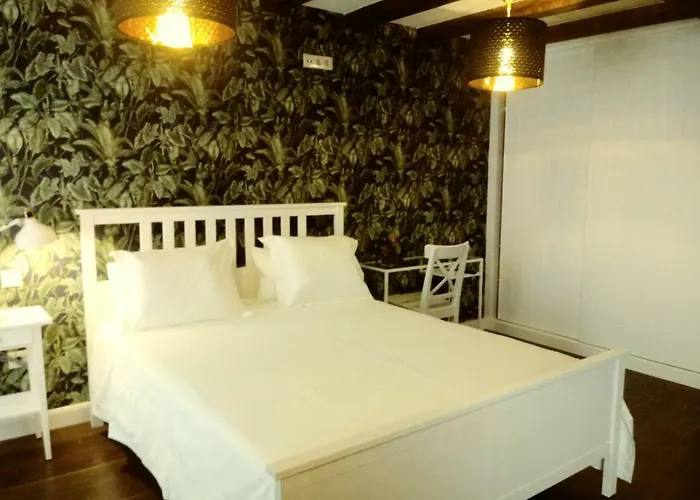 게스트하우스 La Fonda De